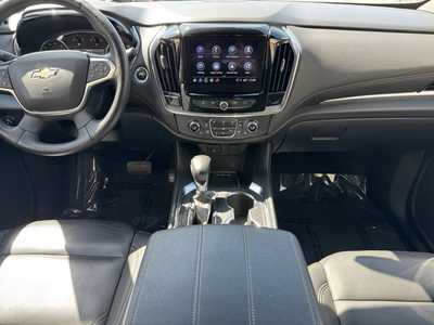 2022 Chevrolet Traverse, $34590. Photo 2