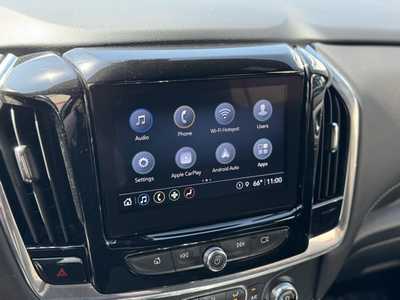 2022 Chevrolet Traverse, $34590. Photo 3