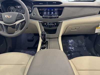 2025 Cadillac XT5, $54315.0. Photo 2