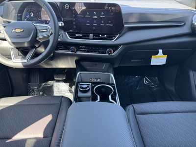 2026 Chevrolet Equinox, $34540.0. Photo 2