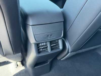2026 Chevrolet Equinox, $34540.0. Photo 7
