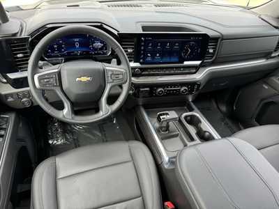 2024 Chevrolet 1500 Crew Cab, $55990. Photo 9
