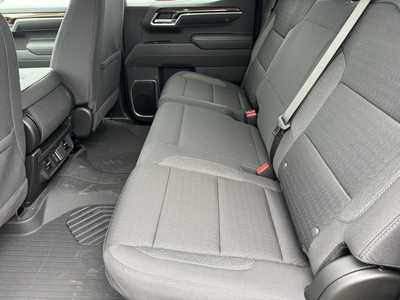 2025 Chevrolet 1500 Crew Cab, $55320. Photo 6