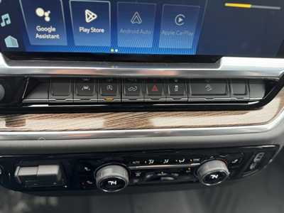 2025 Chevrolet 1500 Crew Cab, $55320. Photo 9