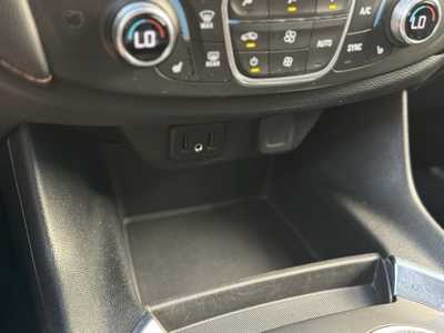 2020 Chevrolet Traverse, $22998. Photo 11