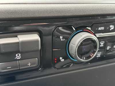 2025 Chevrolet 1500 Crew Cab, $55270.0. Photo 11