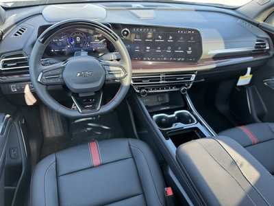 2025 Chevrolet Traverse, $59095.0. Photo 10