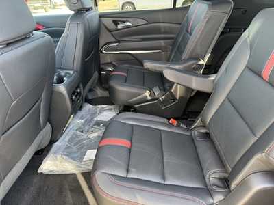 2025 Chevrolet Traverse, $59095.0. Photo 7