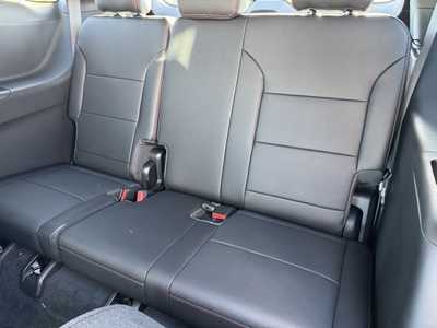 2025 Chevrolet Traverse, $59095.0. Photo 8