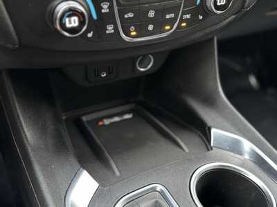 2022 Chevrolet Traverse, $32990. Photo 11