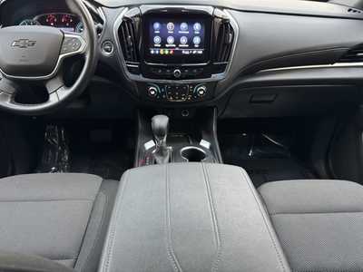 2022 Chevrolet Traverse, $32990. Photo 2