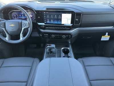 2025 Chevrolet 1500 Crew Cab, $62985.0. Photo 2