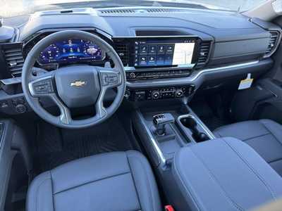 2025 Chevrolet 1500 Crew Cab, $62985.0. Photo 8