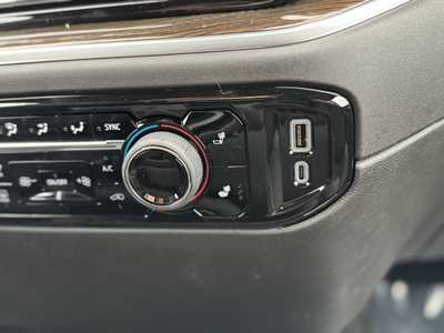 2025 Chevrolet 3500 Crew Cab, $63205. Photo 12