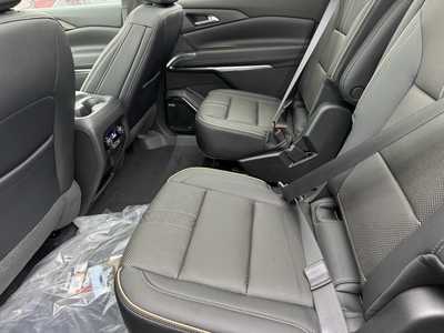 2025 Chevrolet Traverse, $58795.0. Photo 7