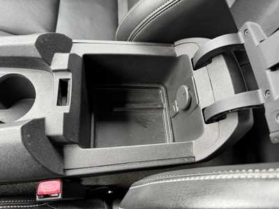 2010 Chevrolet Camaro, $24294. Photo 11