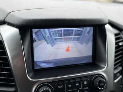 2018 Chevrolet Suburban, $25390. Photo 4