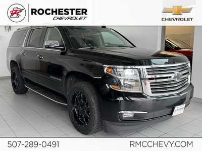 2018 Chevrolet Suburban, $25390. Photo 1