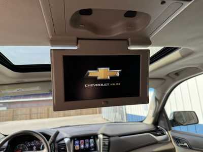 2017 Chevrolet Suburban, $28498. Photo 10