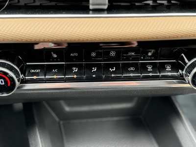 2026 Chevrolet Equinox, $36890.0. Photo 11