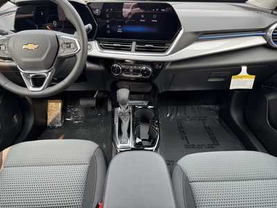 2025 Chevrolet Trax, $25485.0. Photo 2