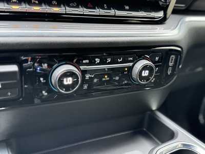 2024 Chevrolet 1500 Crew Cab, $58995. Photo 11
