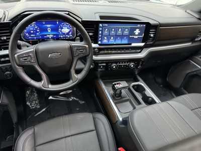 2024 Chevrolet 1500 Crew Cab, $58995. Photo 9