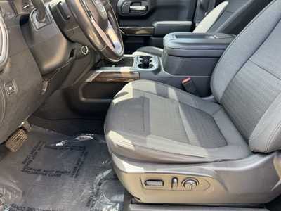 2020 GMC 1500 Crew Cab, $33895. Photo 5