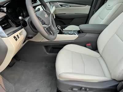 2025 Cadillac XT5, $56515.0. Photo 6