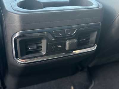2020 GMC 1500 Crew Cab, $38990. Photo 8