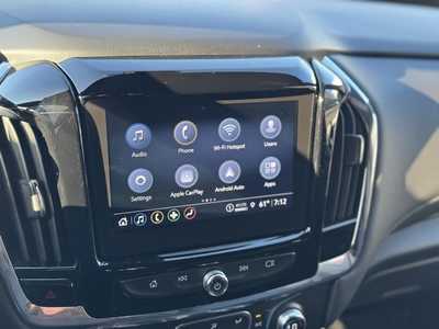 2023 Chevrolet Traverse, $33990. Photo 3