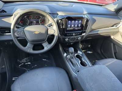 2023 Chevrolet Traverse, $33990. Photo 9