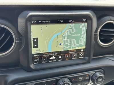 2020 Jeep Gladiator, $27999. Photo 3