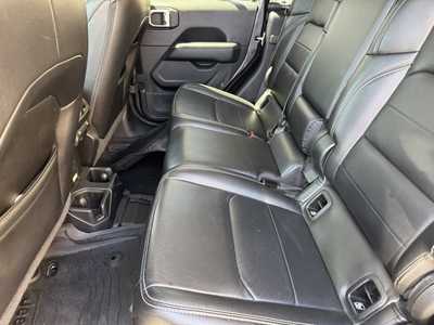 2020 Jeep Gladiator, $27999. Photo 7