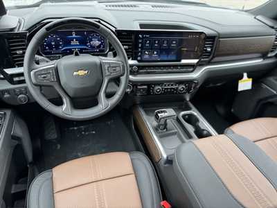 2025 Chevrolet 1500 Crew Cab, $74245.0. Photo 9