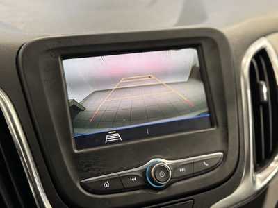 2021 Chevrolet Equinox, $22690. Photo 4