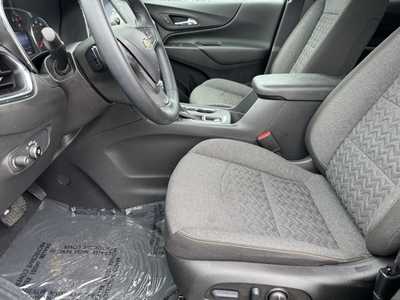 2023 Chevrolet Equinox, $24390. Photo 5