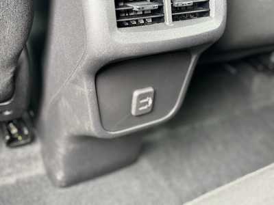 2023 Chevrolet Equinox, $24390. Photo 7