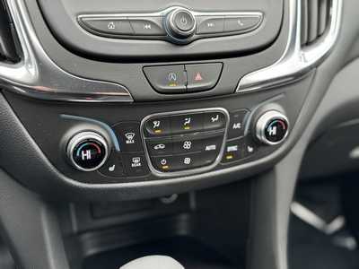2023 Chevrolet Equinox, $24390. Photo 9
