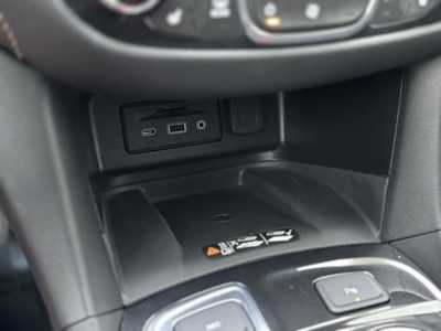 2022 Chevrolet Equinox, $26090. Photo 10