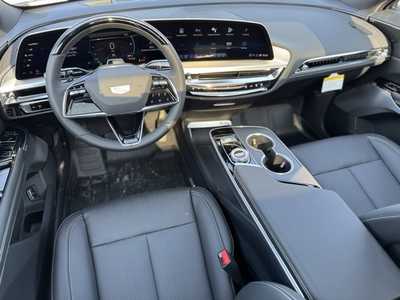 2025 Cadillac Lyriq, $73290.0. Photo 10
