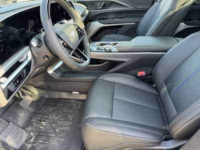 2025 Cadillac Lyriq, $73290.0. Photo 5
