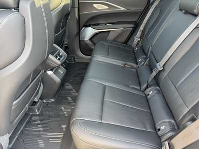 2025 Cadillac Lyriq, $73290.0. Photo 7