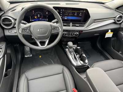 2025 Chevrolet Trax, $26690.0. Photo 8