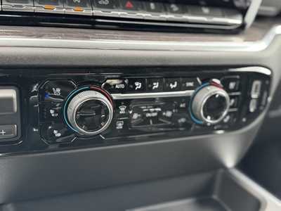 2025 Chevrolet 1500 Crew Cab, $61230.0. Photo 10