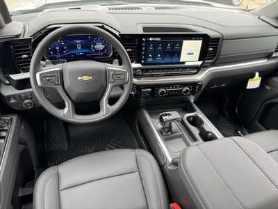 2025 Chevrolet 1500 Crew Cab, $61230.0. Photo 8