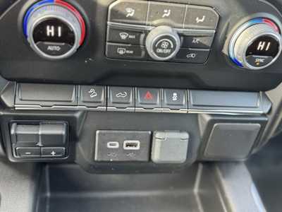 2022 Chevrolet 1500 Crew Cab, $44595. Photo 10