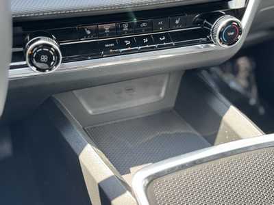 2026 Chevrolet Equinox, $31490. Photo 11