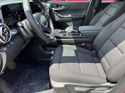 2026 Chevrolet Equinox, $31490. Photo 5