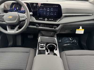 2026 Chevrolet Equinox, $30995.0. Photo 2